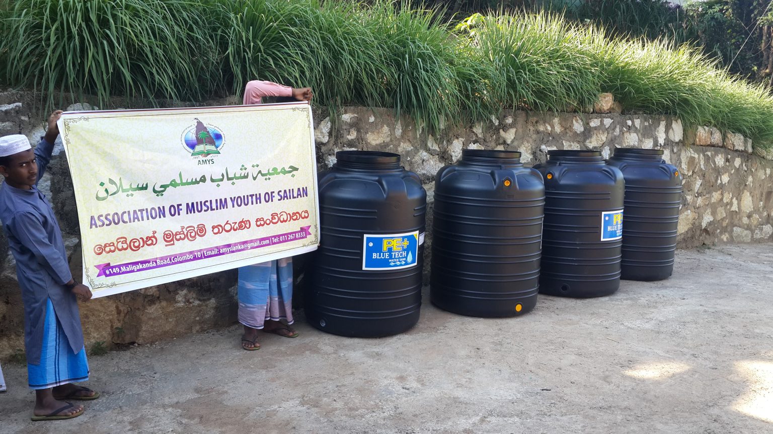 50 water tanks handed over in Rakwana